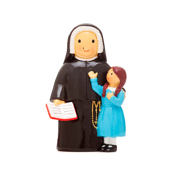 Saint Paola Frassinetti Statue