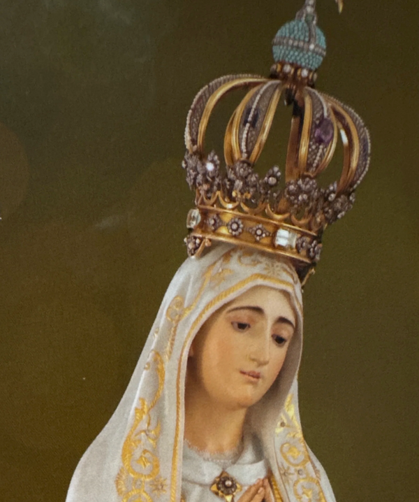 Specialized service for Our Lady of Fatima Original crown