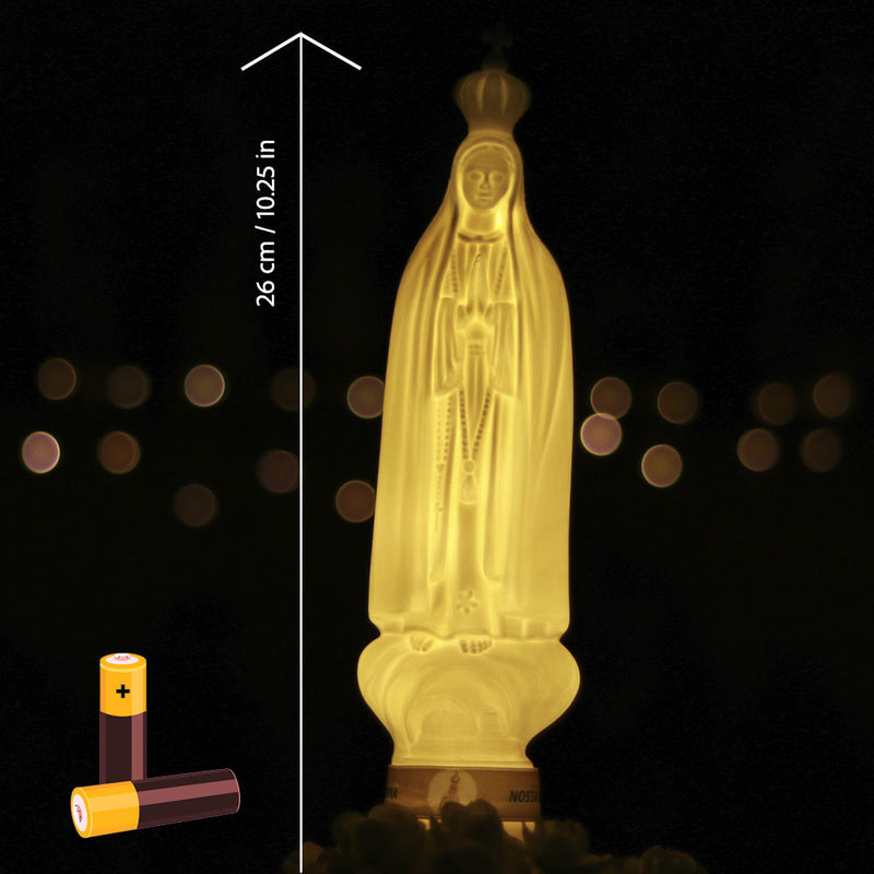 Illuminated statue of Our Lady of Fatima